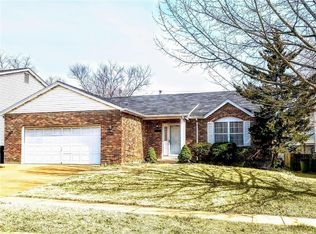 9643 Chamblin Dr, Saint Louis, MO 63123