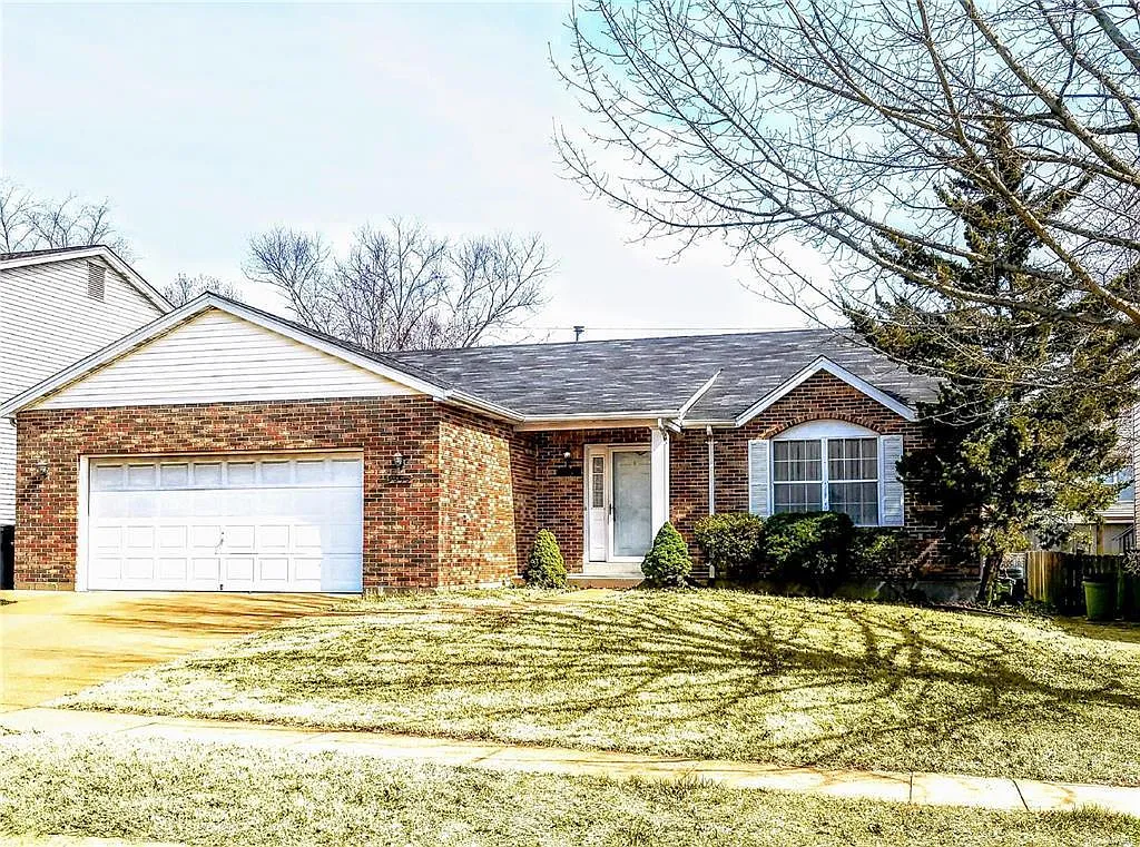 9643 Chamblin Dr photo 1