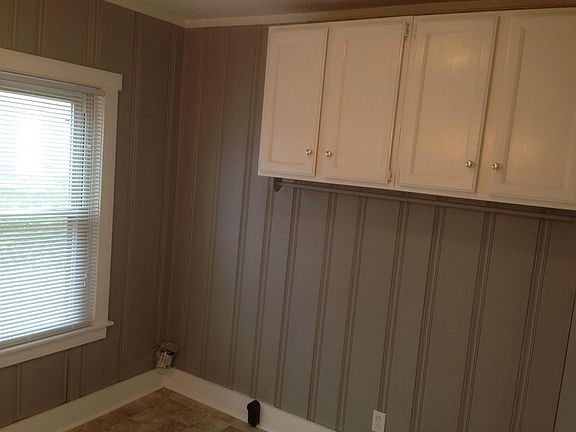 4th image of 200 Boggs Ln