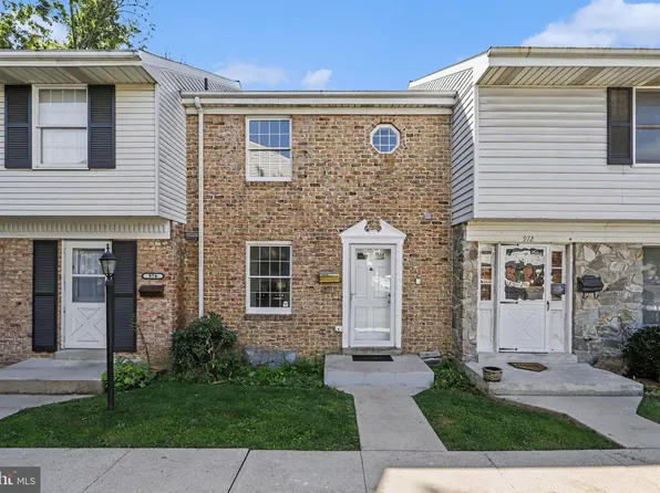 974 E Maple St, Palmyra, PA 17078