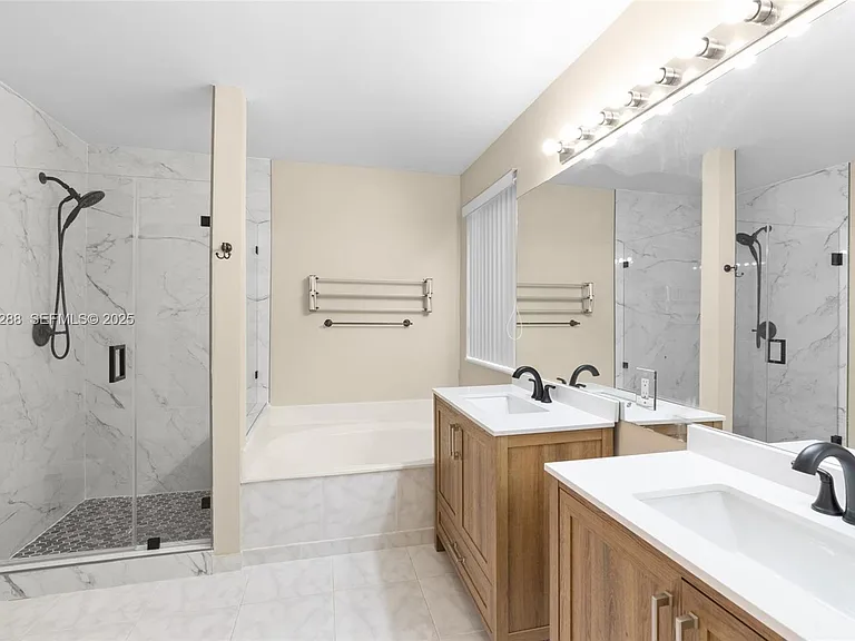 4490 Foxtail Ln — Photo 6