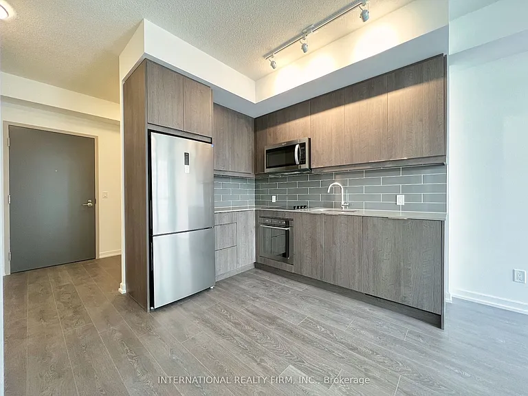 32 Forest Manor Rd #904 — Photo 21