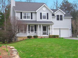1 Cheyenne Ct, Gansevoort, NY 12831
