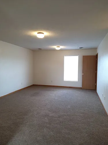 279 Woodridge Ct Photo 1