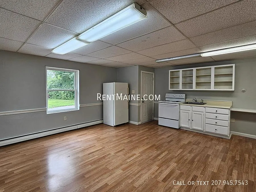 Studio, $1,099 — Photo 1