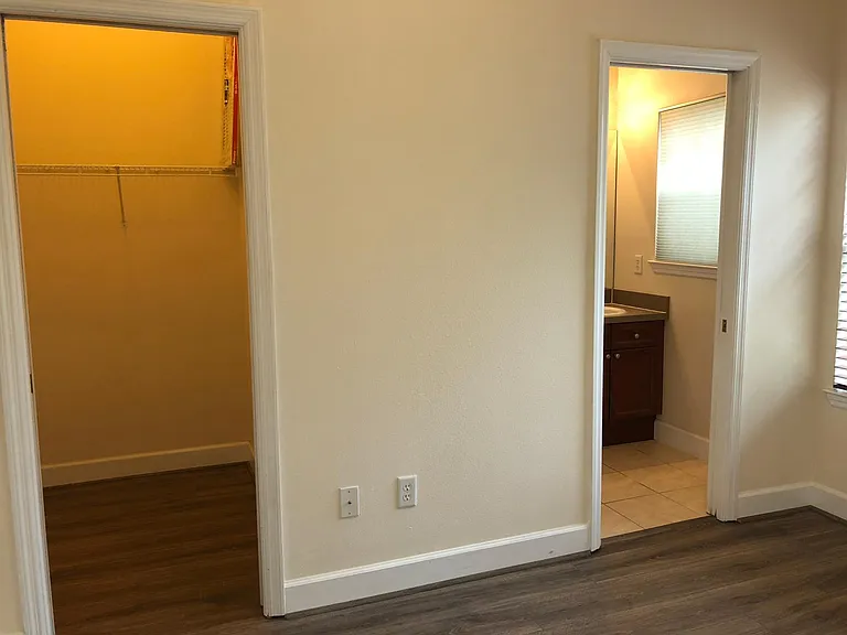 5215 Olmstead Bay Pl — Photo 9