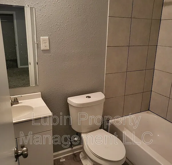 3761 Maple Leaf Cv — Photo 5