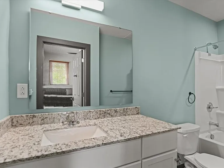 127 W Evans St — Photo 9