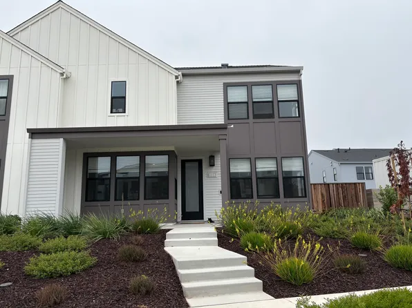 104 8th St, Marina, CA 93933