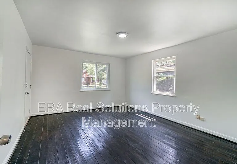 2137 Weron Ln #1 — Photo 37