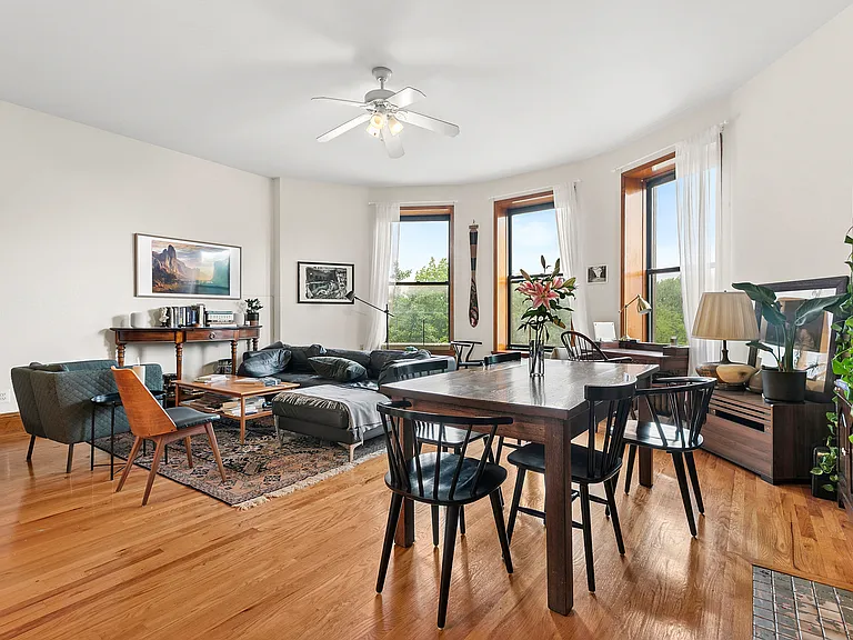 42 Riverside Dr #3C — Photo 2