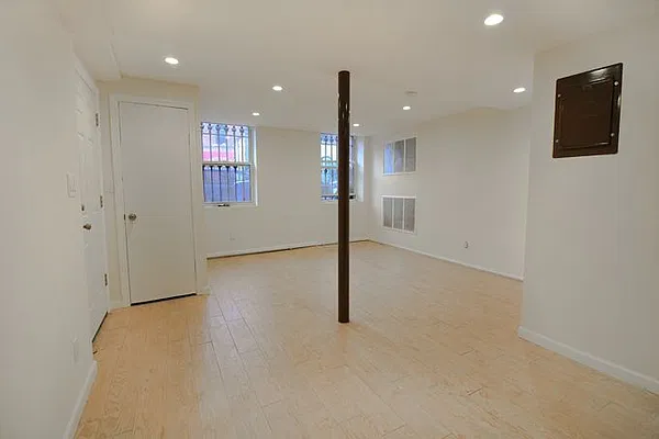 Rented by Elite NY Holdings | media 7