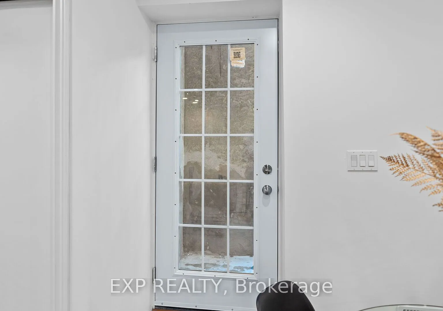 2 bed, $1,749 — Photo 4