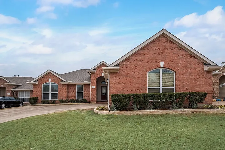 1548 Lakeside Dr — Photo 28