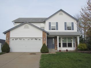 4 Kingsmont Ct, Saint Peters, MO 63376