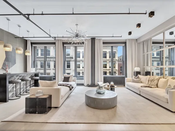 476 Broadway image 1 of 17