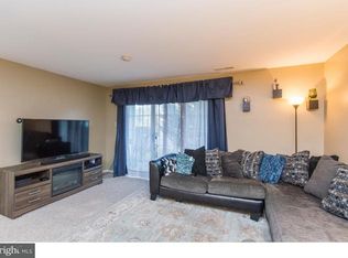 2801A Tarnbrook Dr, Mount Laurel, NJ 08054