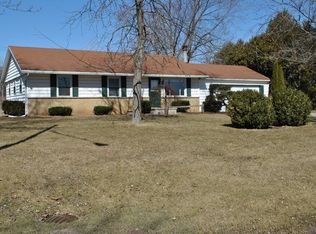 11733 Brookshire St, Temperance, MI 48182