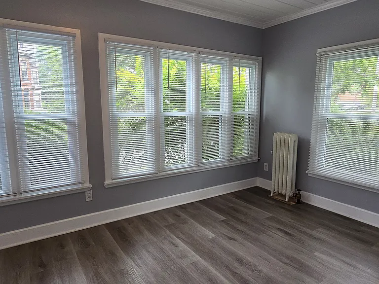 212 Oak St #1 — Photo 12