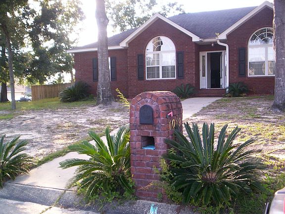 2nd image of 1019 Fleming Dr