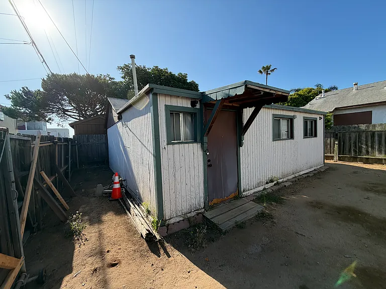 222 Elder Ave — Photo 27