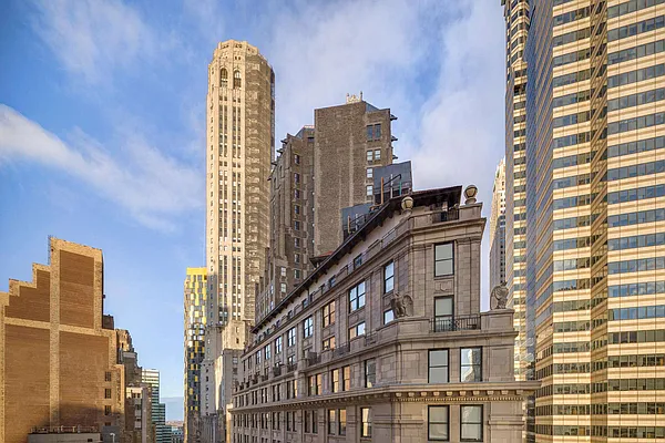 Rented by Douglas Elliman | media 15