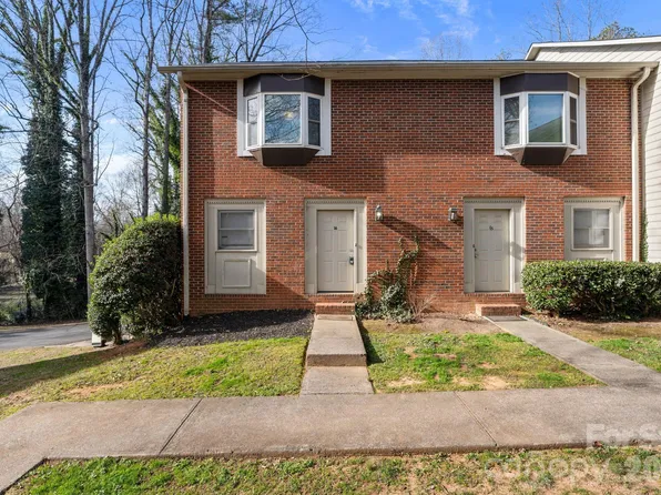 239 13th Avenue Pl NW APT 16, Hickory, NC 28601