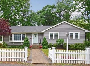 8 Devon Rd, Norwood, MA 02062