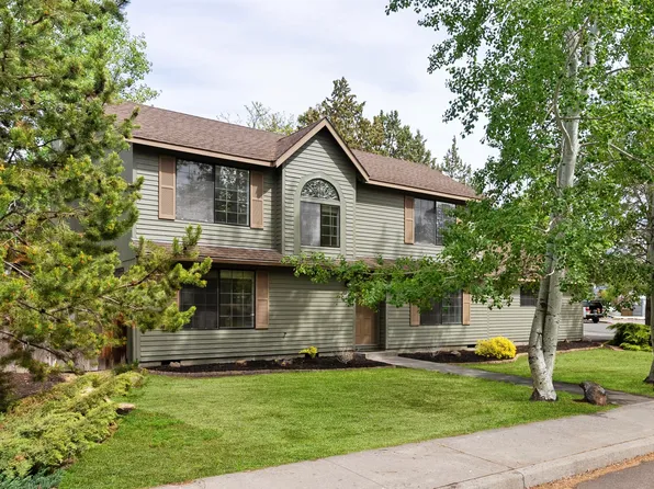 1801 NE Yellowstone Ln, Bend, OR 97701