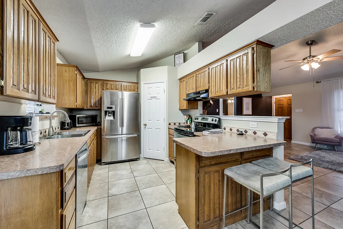 Building Photo - 6209 Firebird Dr