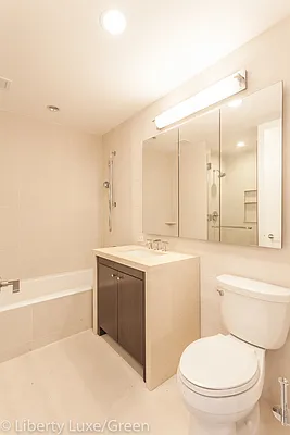 Rented by R New York | media 2