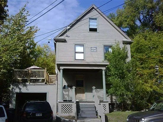 925 Greenwood Ave