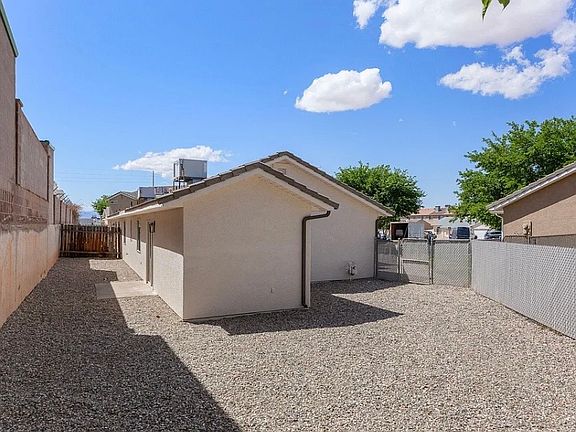 2nd image of 1178 N 1340 West Cir