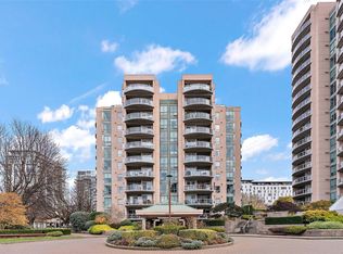 1010 View St #603, Victoria, BC V8V4Y3