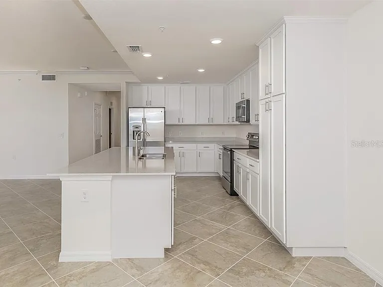 920 Tidewater Shores Loop #307 — Photo 15