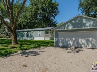 114 E 5th St, Overbrook, KS 66524