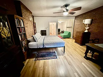 Rented by Ready Group