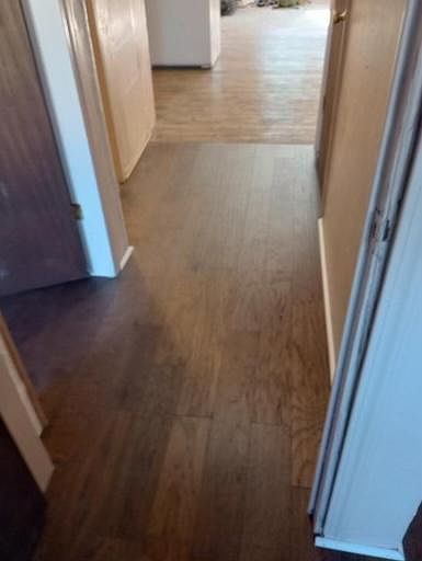 2nd image of 5005 N Lacey St #10