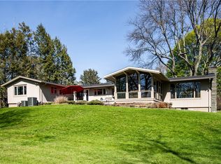 57 Hickory Ridge Rd, Rochester, NY 14625