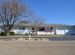 100 Zephyr St, Plainview, TX 79072