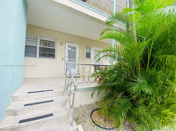 1755 Washington Ave APT 1B, Miami Beach, FL 33139