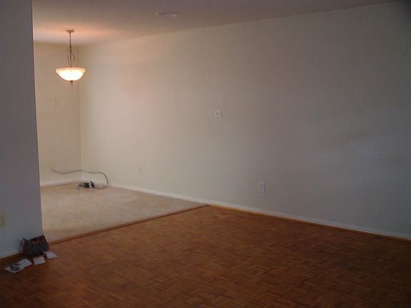 Living Room-Dining area