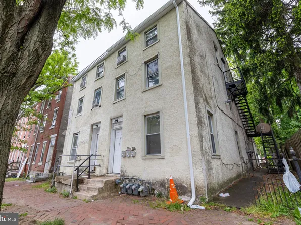 713 Swede St, Norristown, PA 19401