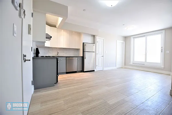 Rented by null | media 76