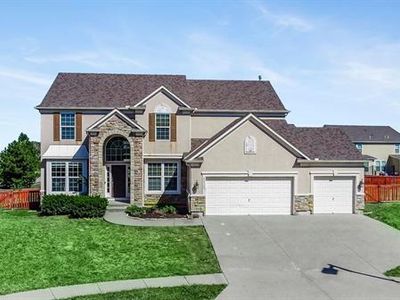 23720 W 93rd Ter, Lenexa, KS, 66227