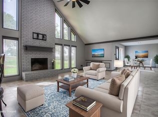 479 Cherry Hills Dr, Huntsville, TX 77340