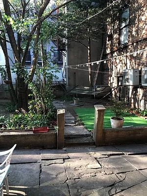 Rented by Triplemint | media 9