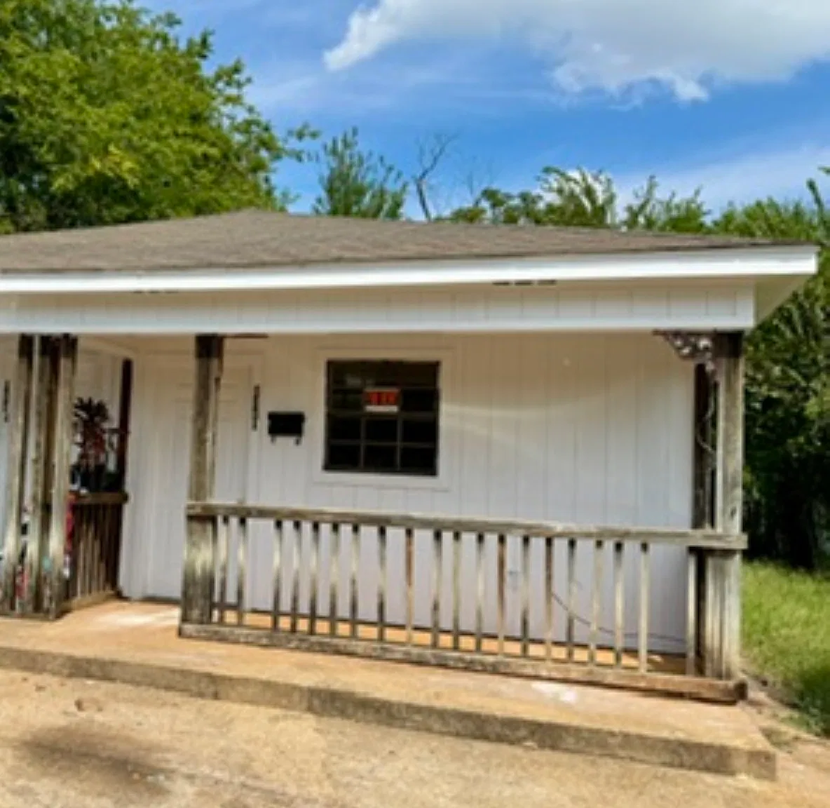 2 bed, 700 sqft, $800 — Photo 2