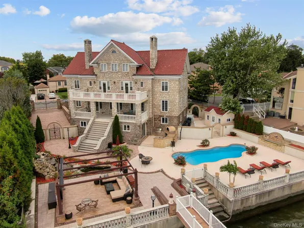 3407 Country Club Road, Bronx, NY 10465