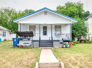 618 S Dewey Ave, Chandler, OK 74834